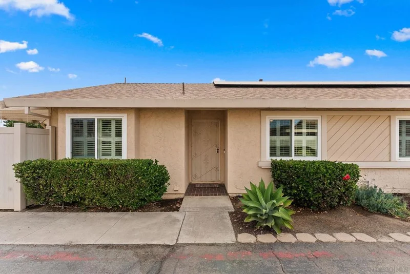 10357 Bart Way, Santee, CA 92071