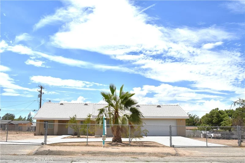 11482 Maple Avenue, Hesperia, CA 92345