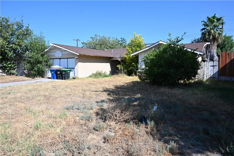 25556 Lomas Verdes Street, Loma Linda, CA 92354