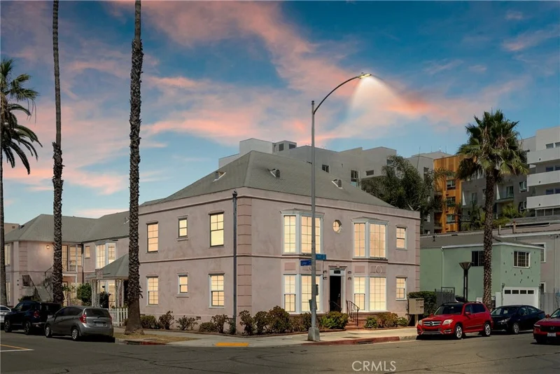 102 Lime Avenue 7, Long Beach, CA 90802