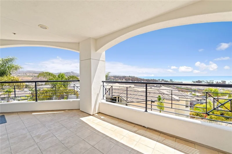 25382 Sea Bluffs Drive 8205, Dana Point, CA 92629