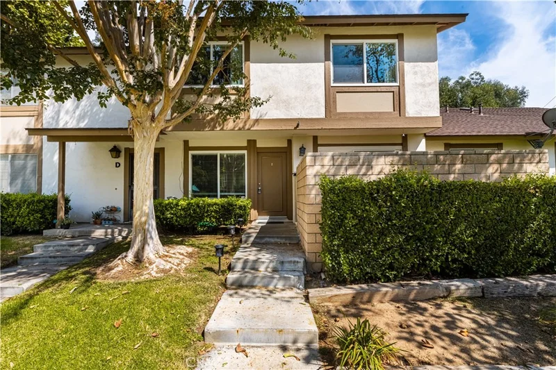 5497 E Willow Woods Lane C, Anaheim, CA 92807