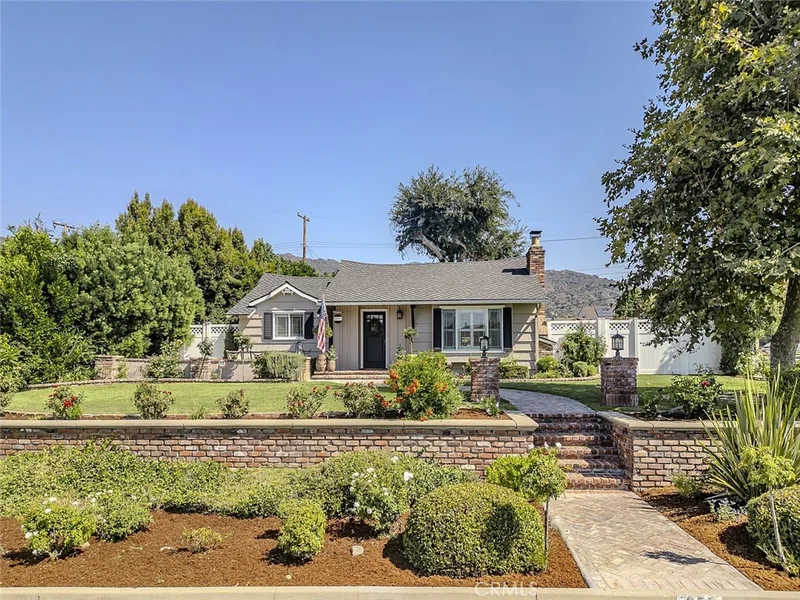 855 E Meda Avenue, Glendora, CA 91741