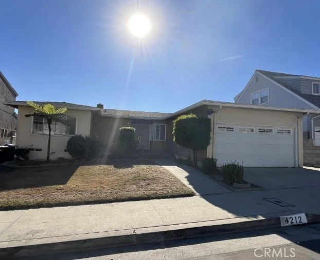 4212 Don Luis Drive, Los Angeles, CA 90008