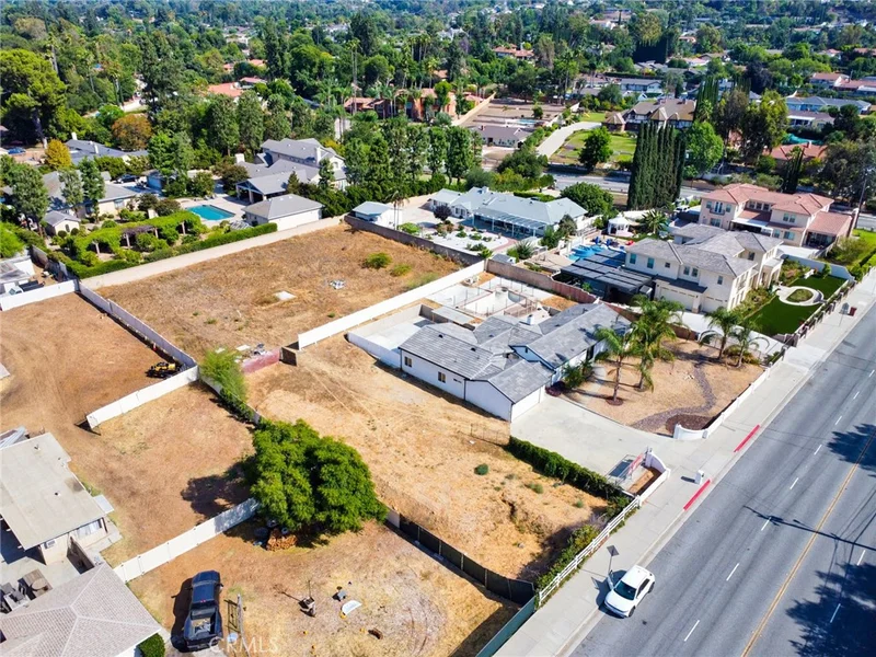 512 S Barranca Street, West Covina, CA 91791