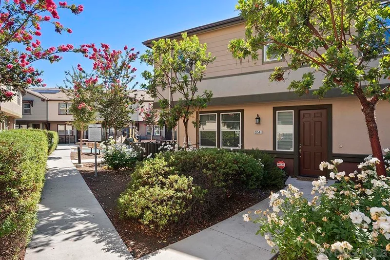 2754 Silver Medal Rd 1, Chula Vista, CA 91915