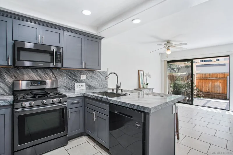 10140 Gayuba Lane, San Diego, CA 92124