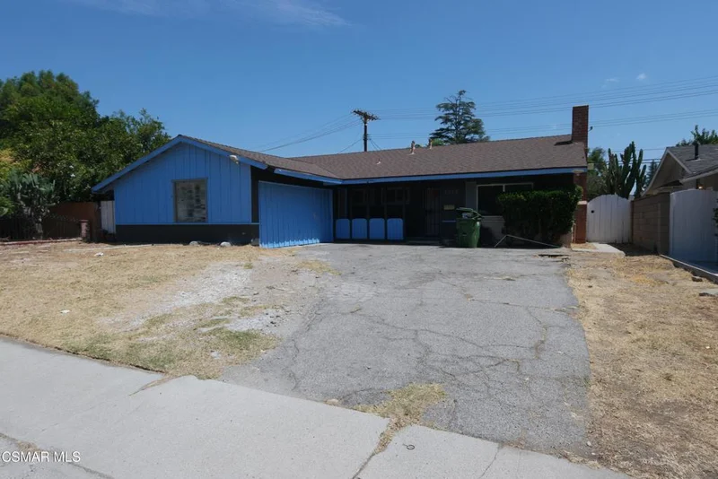 7950 Sausalito Avenue, West Hills, CA 91304
