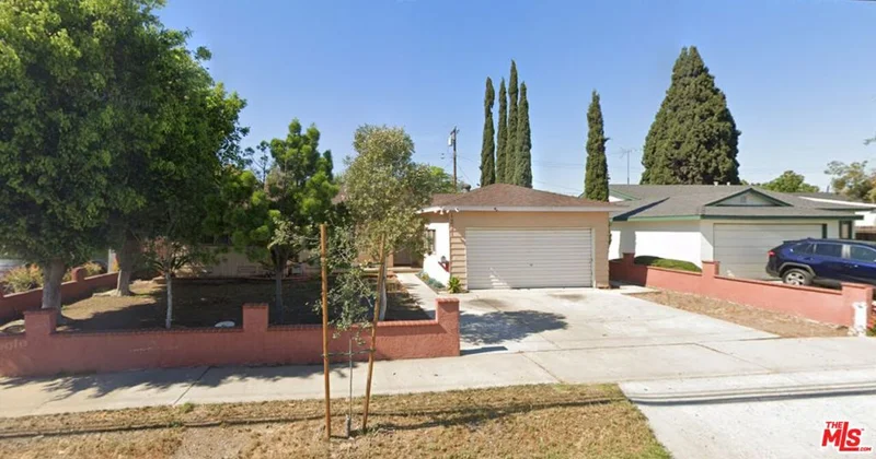 1231 E Collins Avenue, Orange, CA 92867