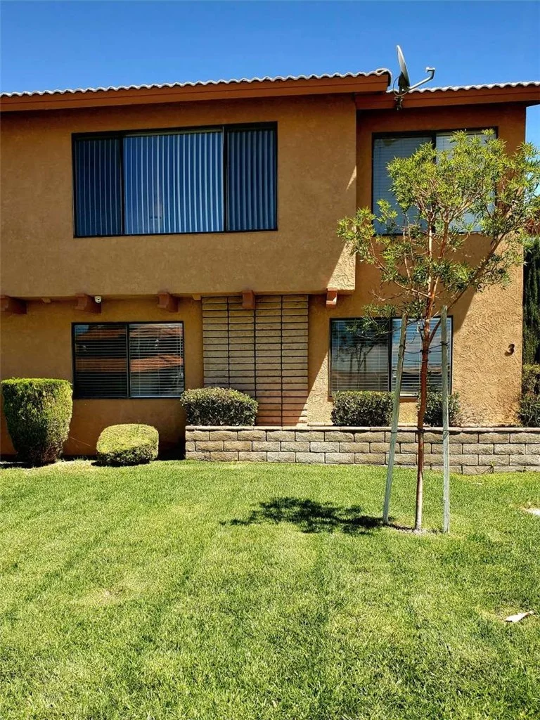 27535 Lakeview Drive 3, Helendale, CA 92342
