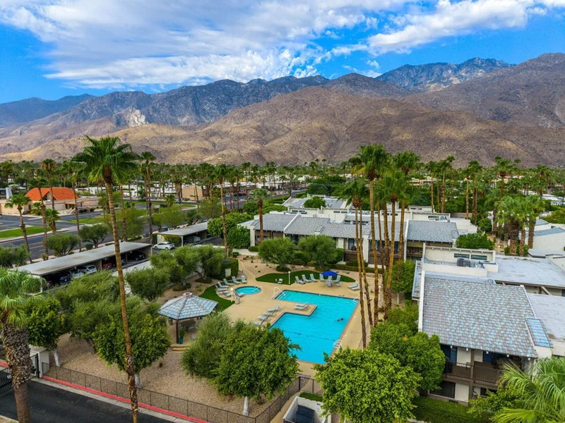 1150 E Palm Canyon Drive 38, Palm Springs, CA 92264