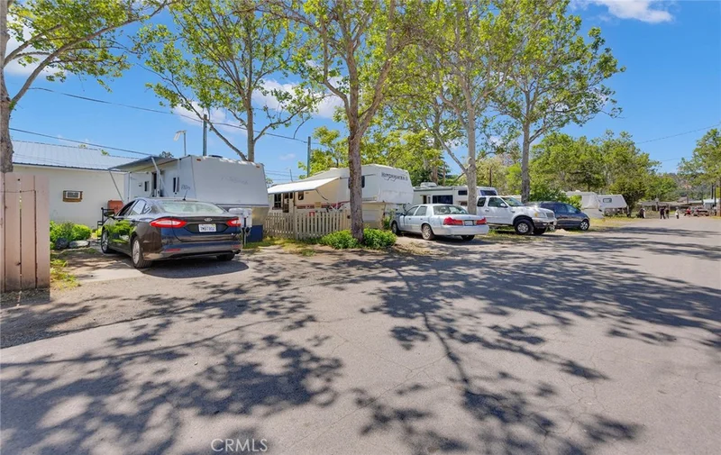1241 S Main Street, Yreka, CA 96097