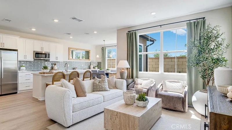 2563 E Hyde Paseo, Ontario, CA 91762