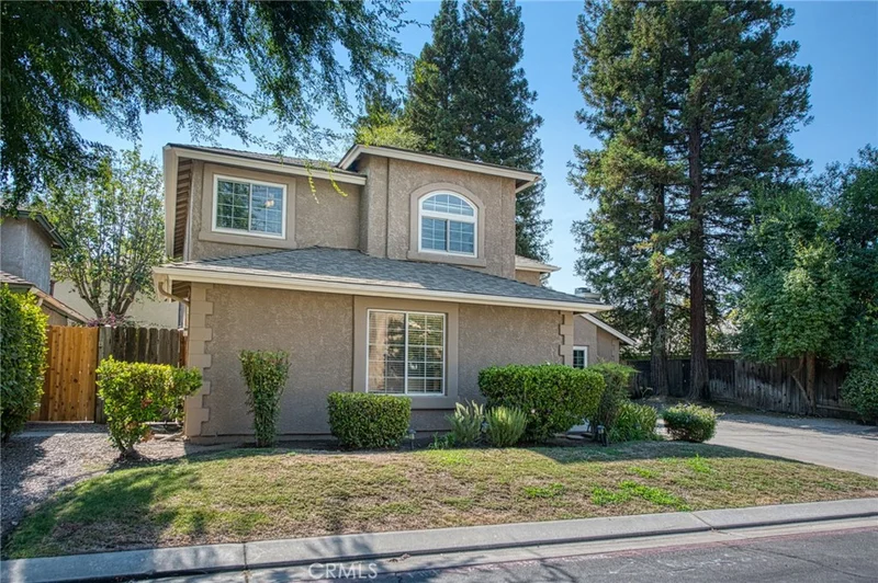 10668 Lighthouse Drive, Fresno, CA 93730