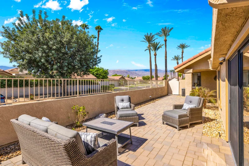 103 Verde Way, Palm Desert, CA 92260
