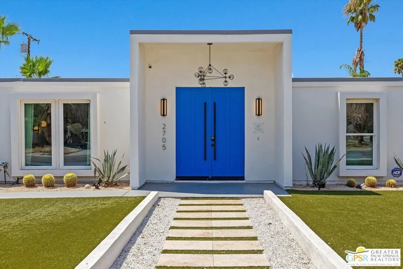 2705 E San Marino Road, Palm Springs, CA 92262