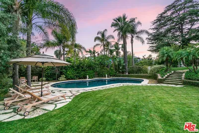 1000 Bel Air Road photo 2