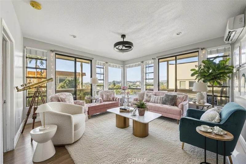 2575 E 19th Street 26, Signal Hill, CA 90755