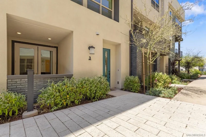 1890 Cosmopolitan Lane 3, Chula Vista, CA 91915