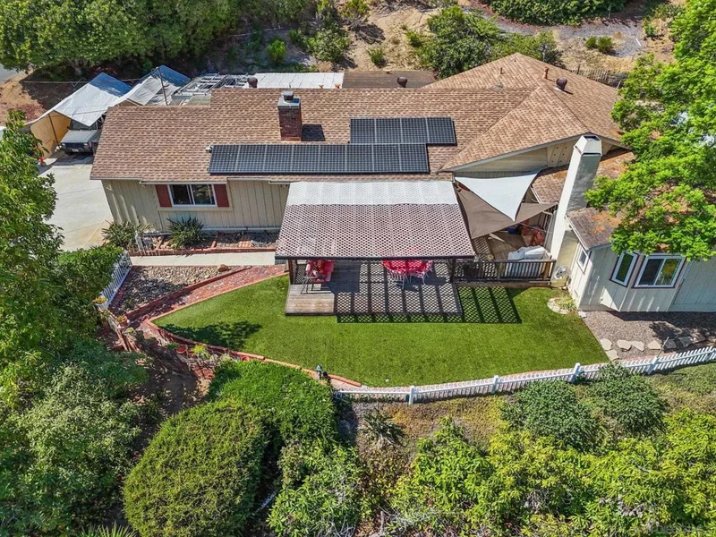 4245 Avenida Gregory, Spring Valley, CA 91977
