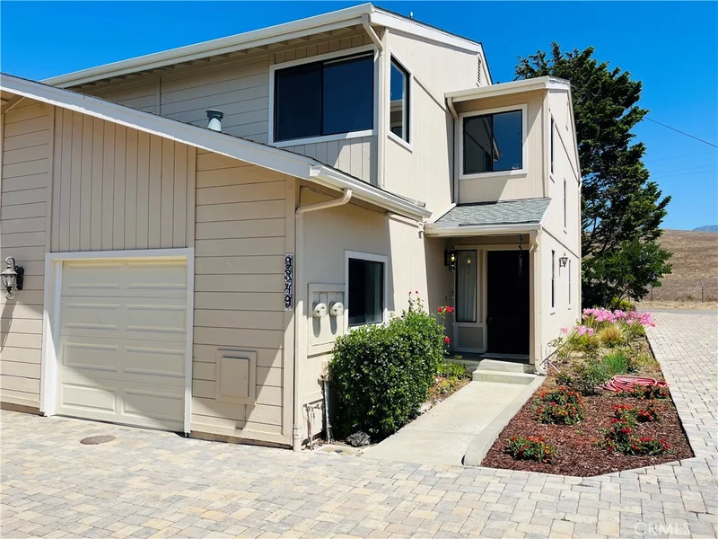 9349 Jasper Avenue 26, San Simeon, CA 93452