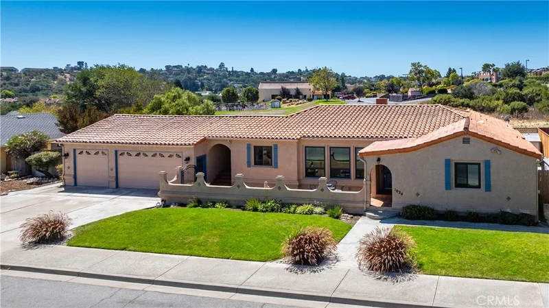 1024 Robin Circle, Arroyo Grande, CA 93420