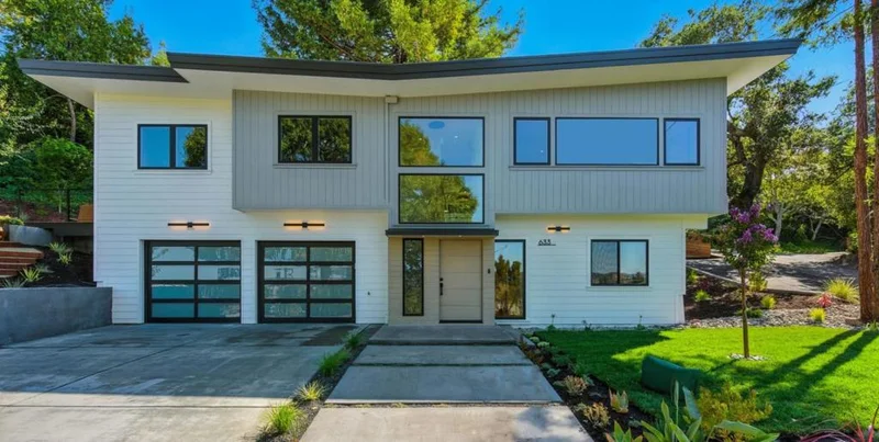 633 Manzanita Avenue