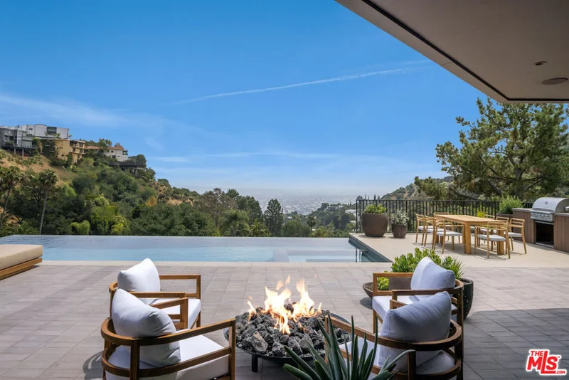 1849 Rising Glen Road, Los Angeles, CA 90069