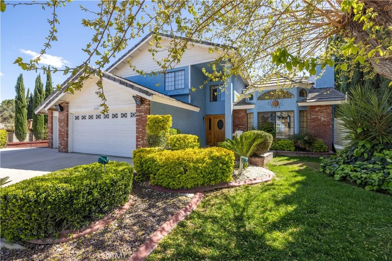 41602 Crispi Lane, Lancaster, CA 93536