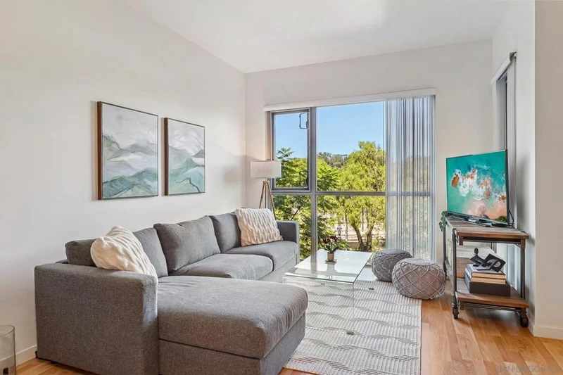 889 Date St 328, San Diego, CA 92101