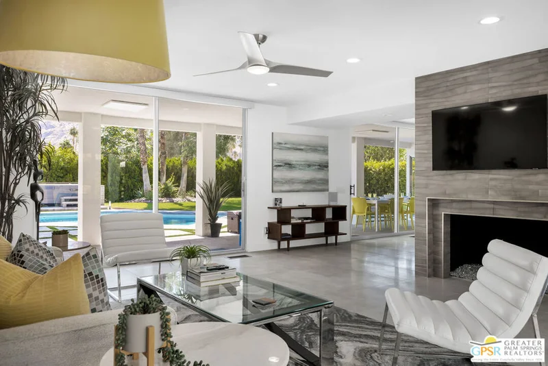 2566 S Calle Palo Fierro, Palm Springs, CA 92264