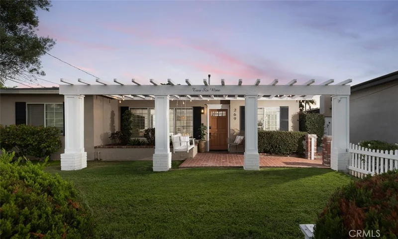 269 Cecil Place, Costa Mesa, CA 92627