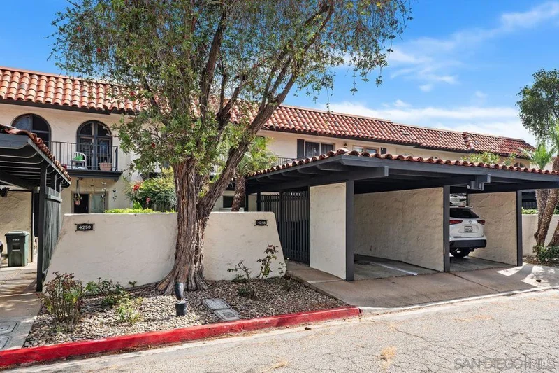 4248 Loma Riviera Ln, San Diego, CA 92110