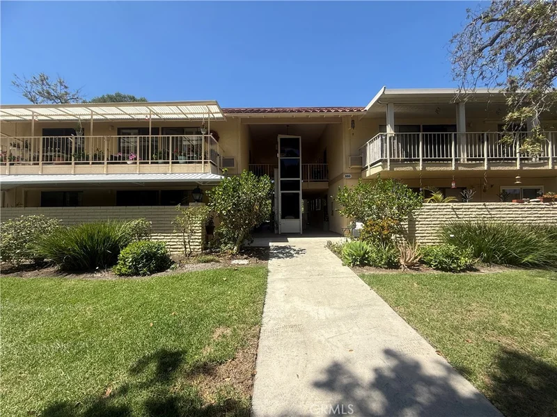 886 Ronda Sevilla D, Laguna Woods, CA 92637