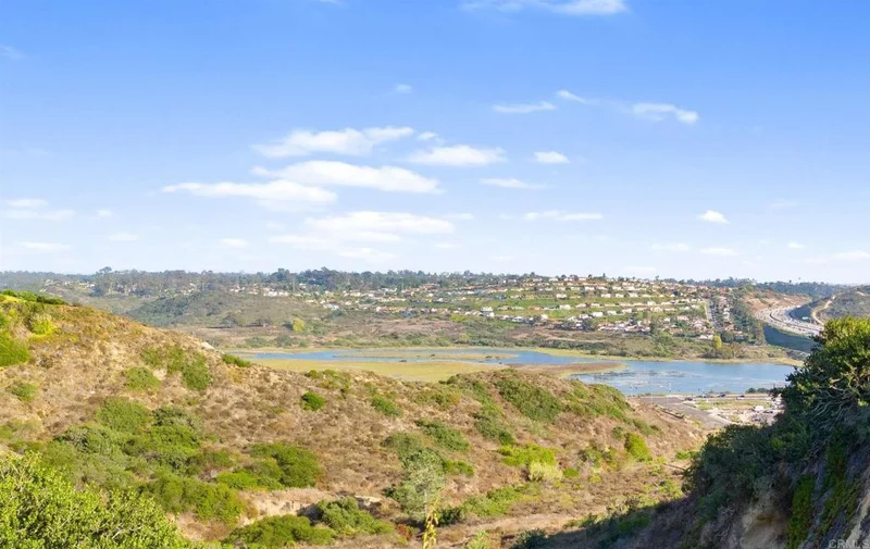 2311 Lagoon View Drive, Cardiff By The Sea, CA 92007