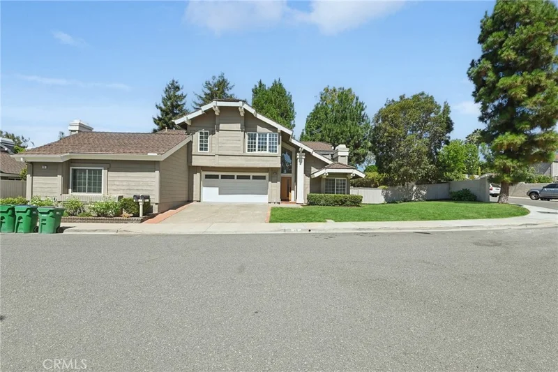 26 Hillgrass, Irvine, CA 92603