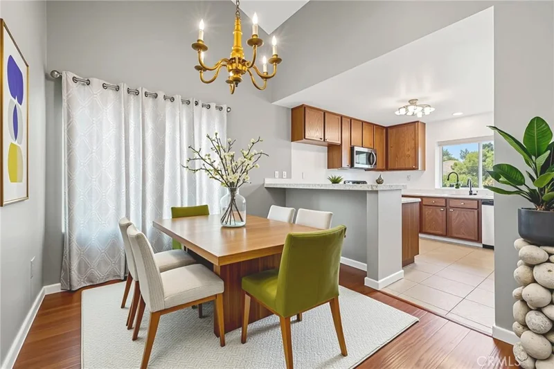 11467 Tampa Avenue 153, Porter Ranch, CA 91326