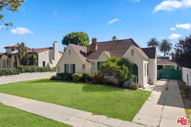 452 S Sycamore Avenue, Los Angeles, CA 90036