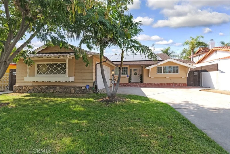 613 N Meyer Street, San Fernando, CA 91340