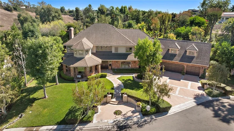 25512 Saddle Rock Place, Laguna Hills, CA 92653