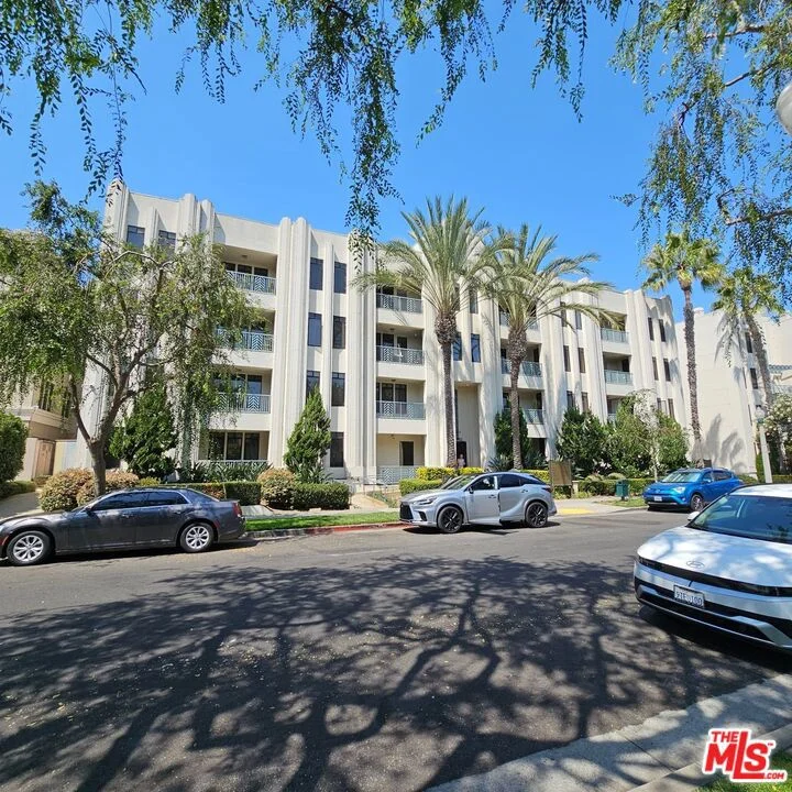 5625 Crescent Parkway 404, Playa Vista, CA 90094