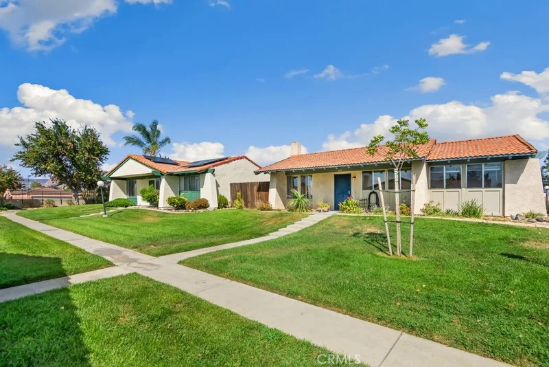 418 King Court, Hemet, CA 92543