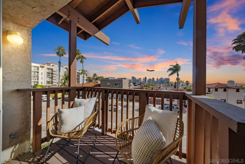 450 W Laurel St, San Diego, CA 92101