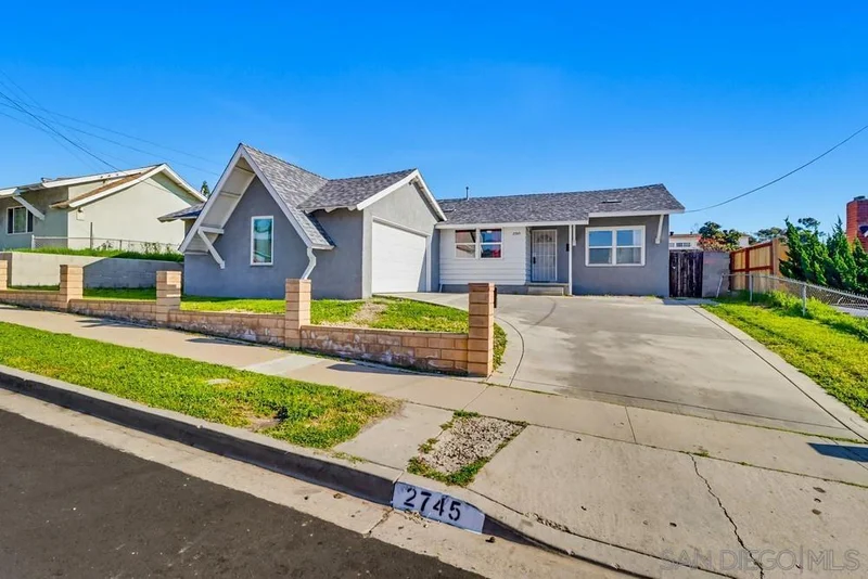 2745 Kausman St, San Diego, CA 92139