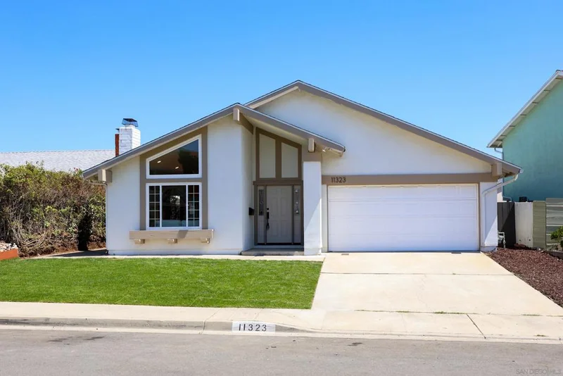 11323 Trebol St, San Diego, CA 92126