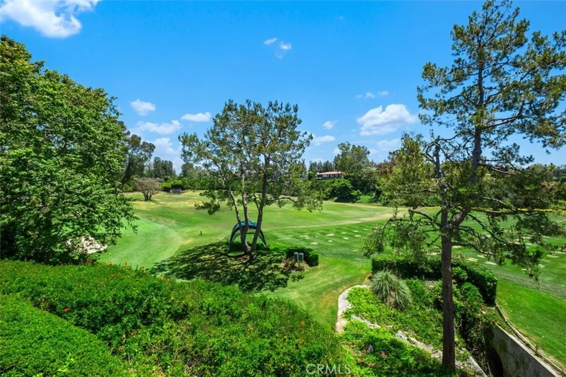 23 Lochmoor Lane, Newport Beach, CA 92660