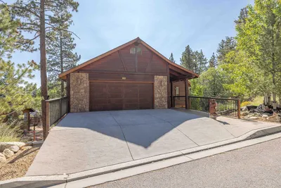 385 Sunrise Way photo 2