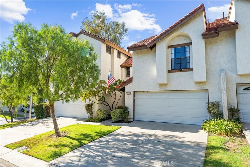 4609 E Via La Paloma 2, Orange, CA 92869