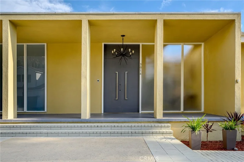3016 Arrowhead Drive, Los Angeles, CA 90068