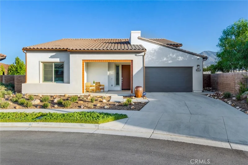 11565 Dovecoat Way, Corona, CA 92883